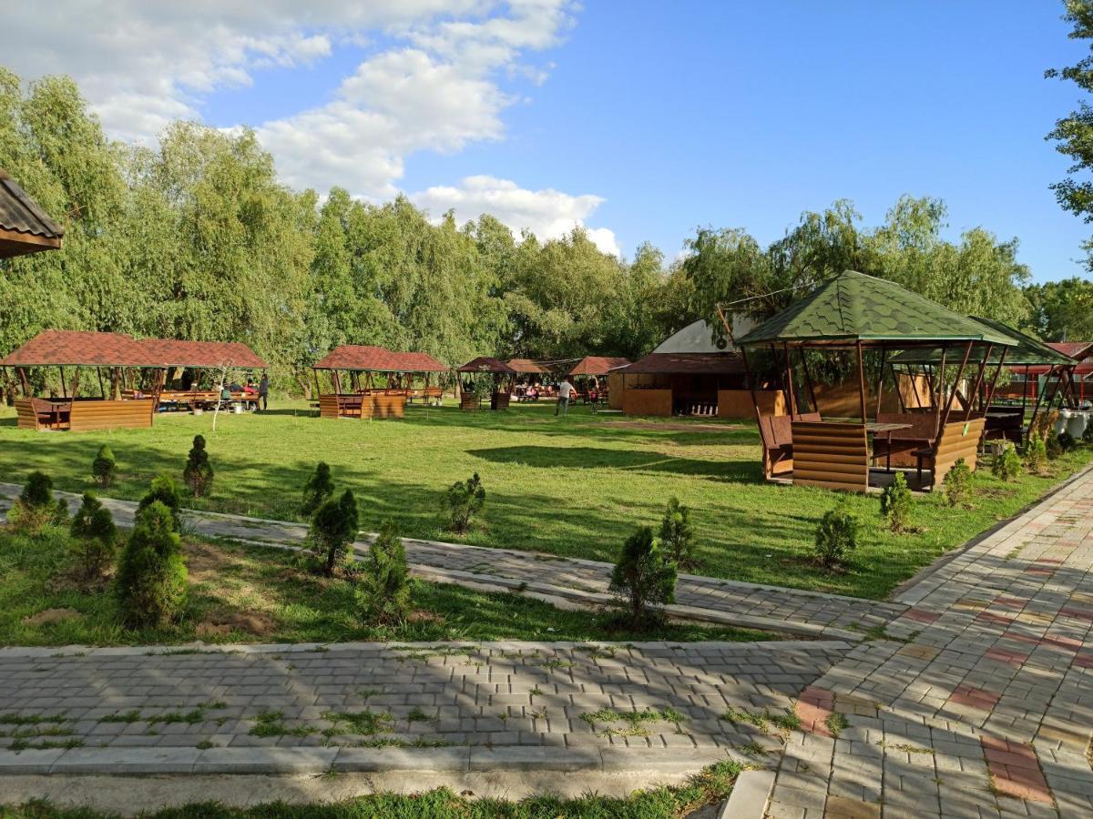 Holiday Park Dunay Kyslytsya ภายนอก รูปภาพ