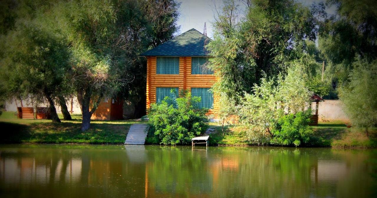 Holiday Park Dunay Kyslytsya ภายนอก รูปภาพ