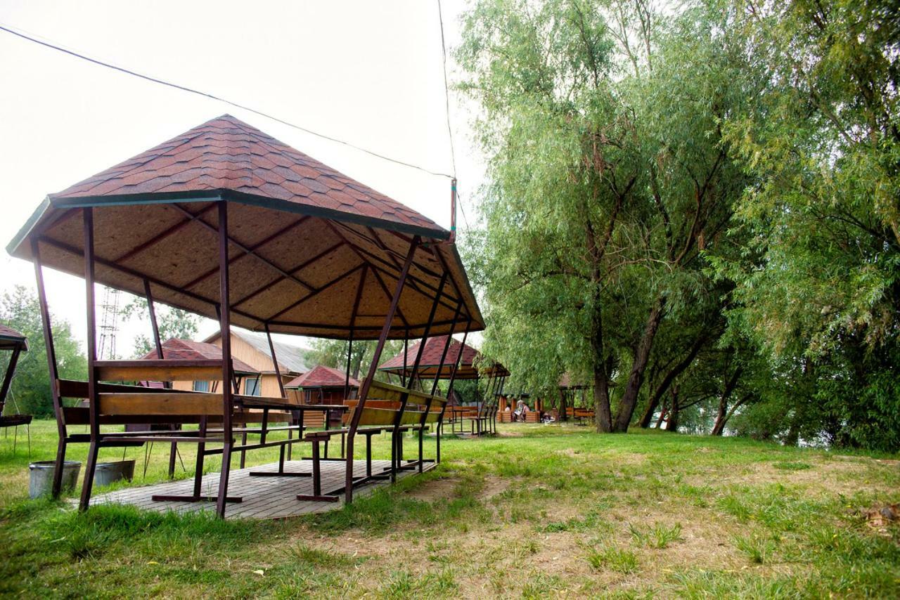 Holiday Park Dunay Kyslytsya ภายนอก รูปภาพ