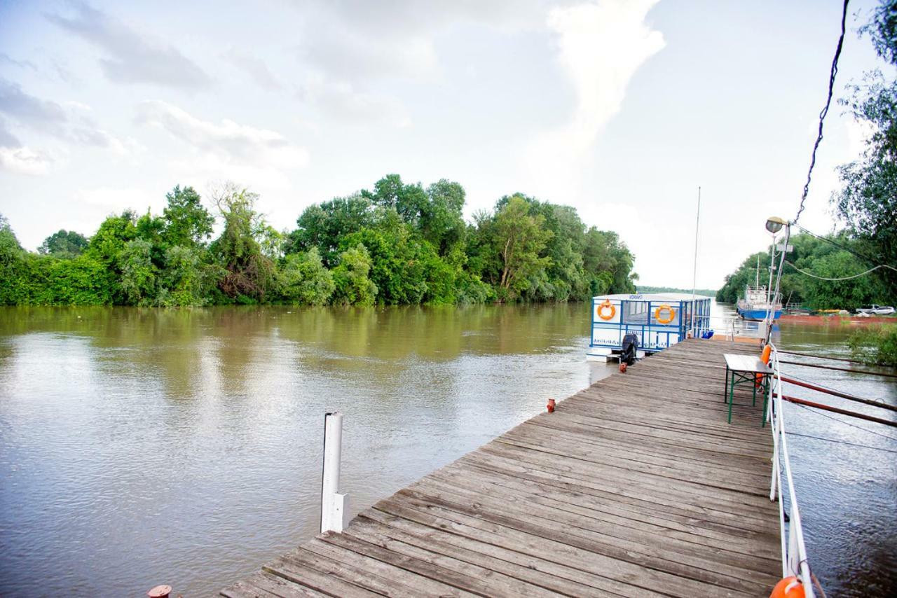 Holiday Park Dunay Kyslytsya ภายนอก รูปภาพ